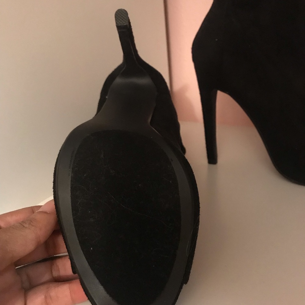 Booties😍♥️ - Picture 2 of 3